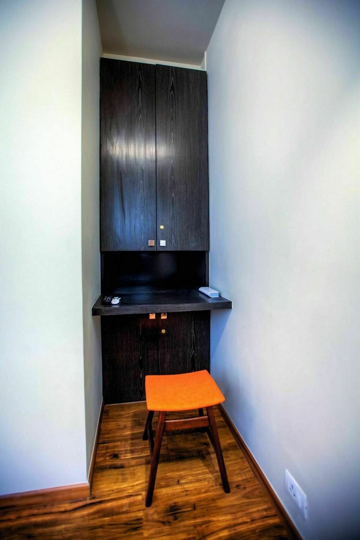 Minla Hotel Бангалор Екстериор снимка